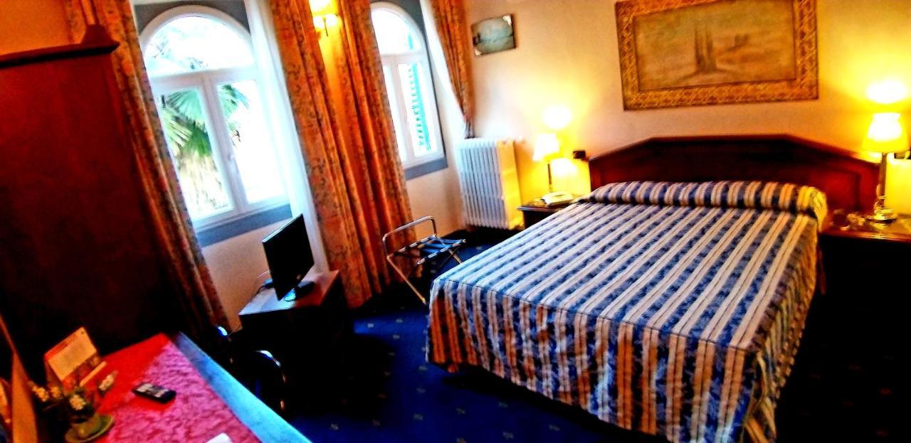 Hotel Enza
