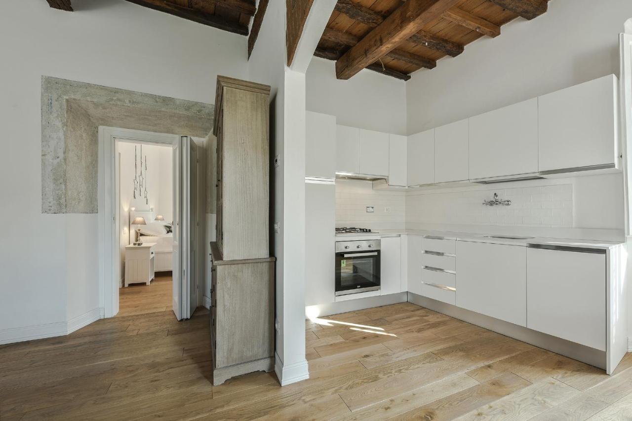 - Oltrarno Elegance Appartamento *