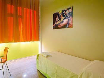Hostel Wow *