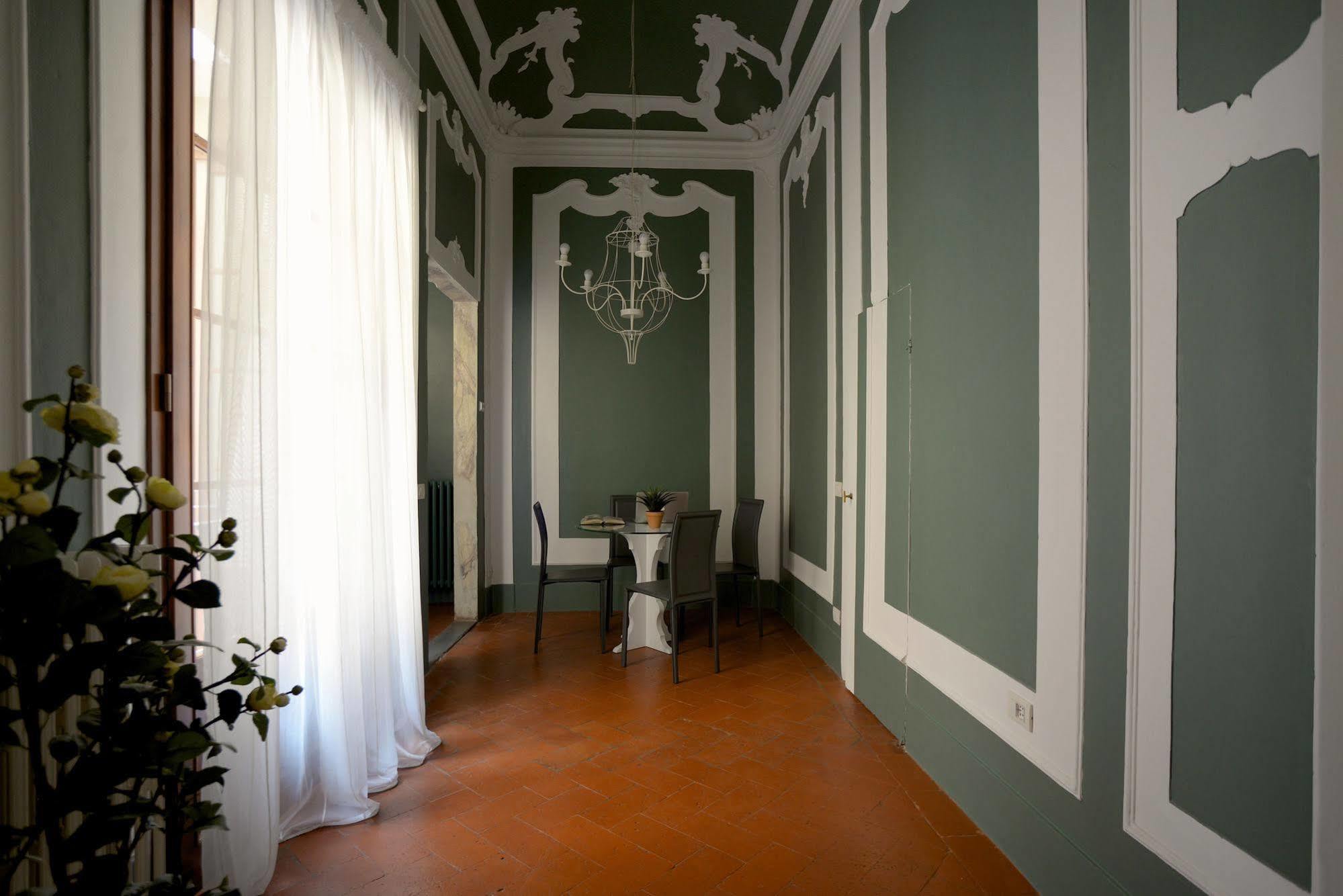 Canto Degli Scali Aparthotel 2*
