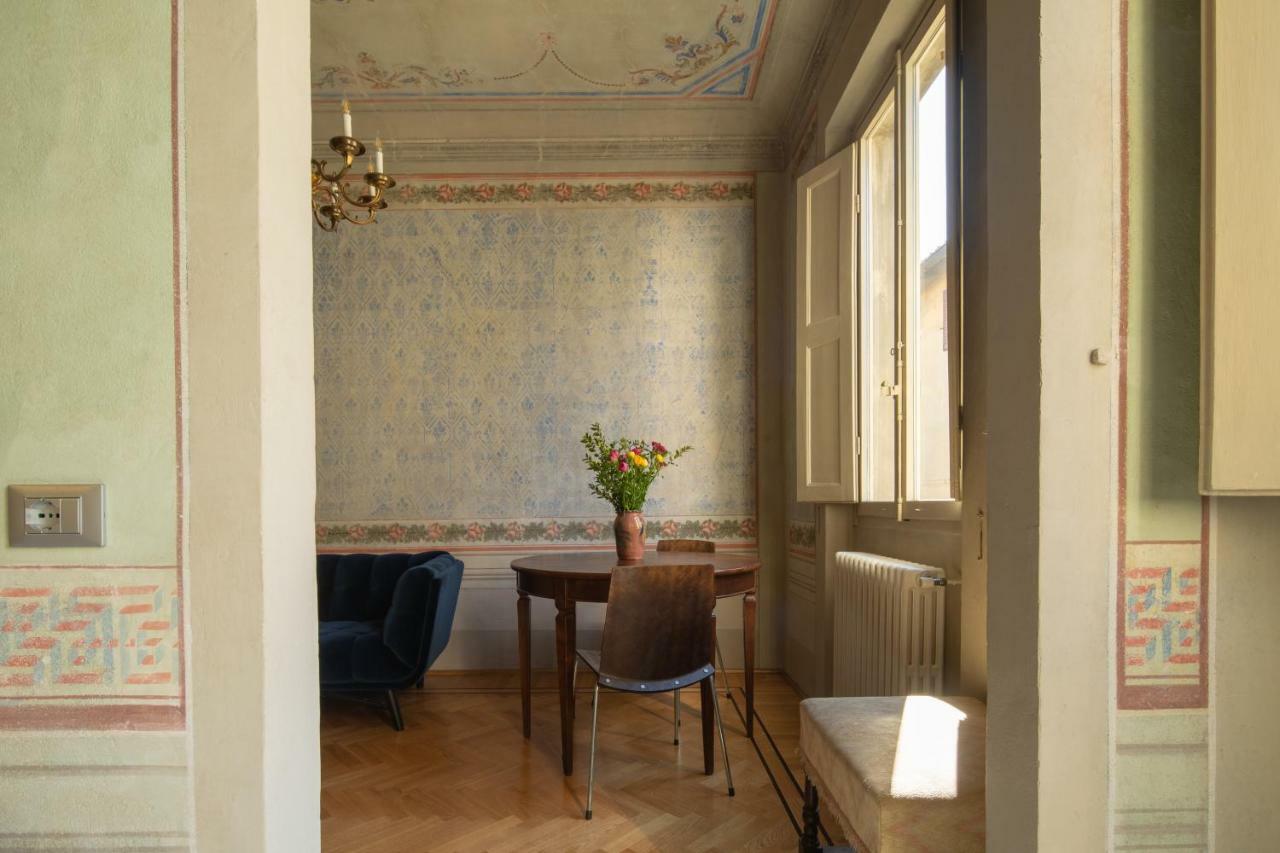 Romantic Laura Apartment Florence