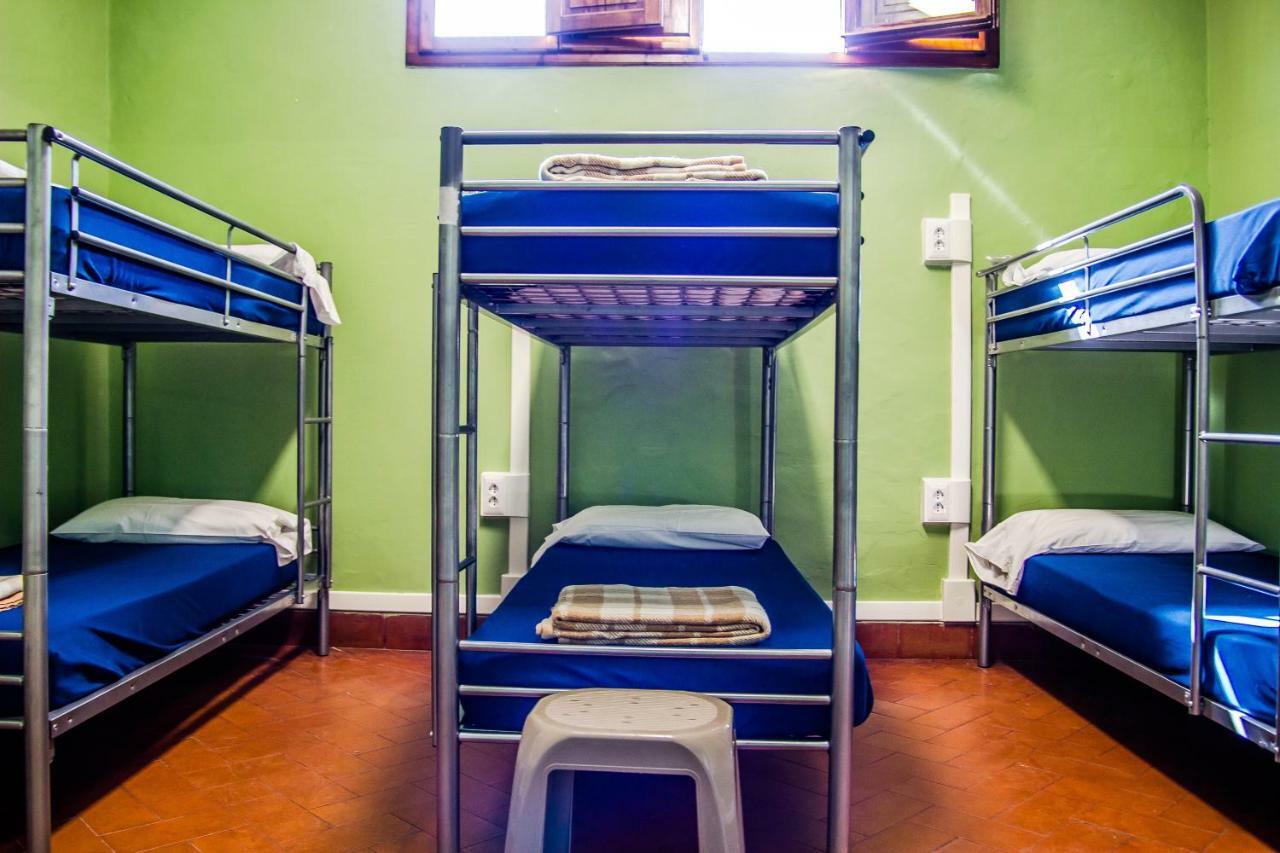 Santa Monaca Hostel *