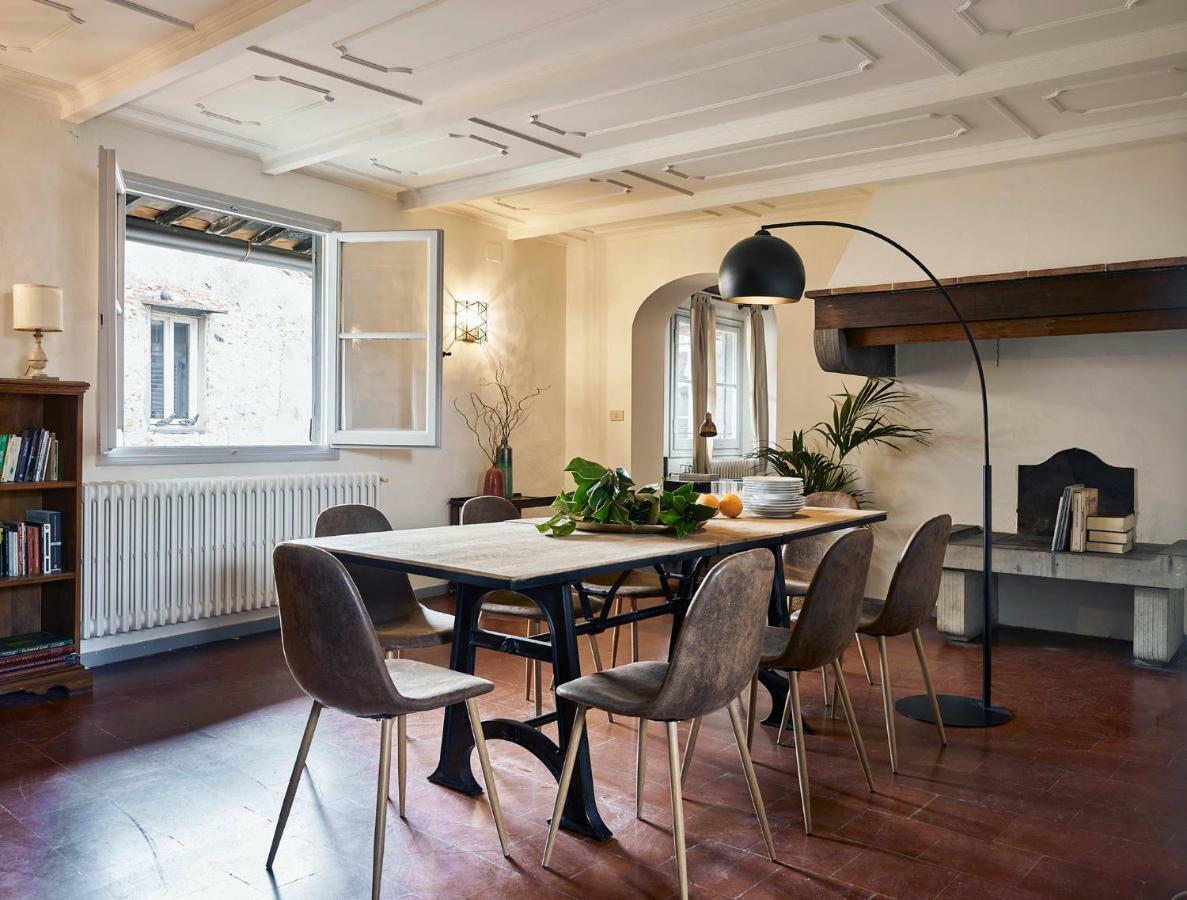 Great Location Just Infront Of Pitti Palace Appartamento