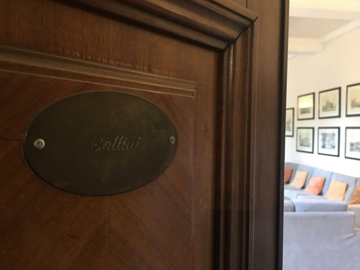 Istay - Cellini * Florence