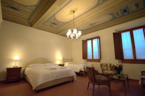 Luxury Via Dei Pilastri Apartment