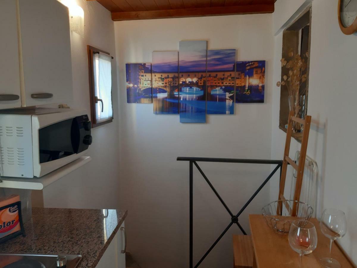 Porcellana Twenty-six Wi-fi Apartment Florence