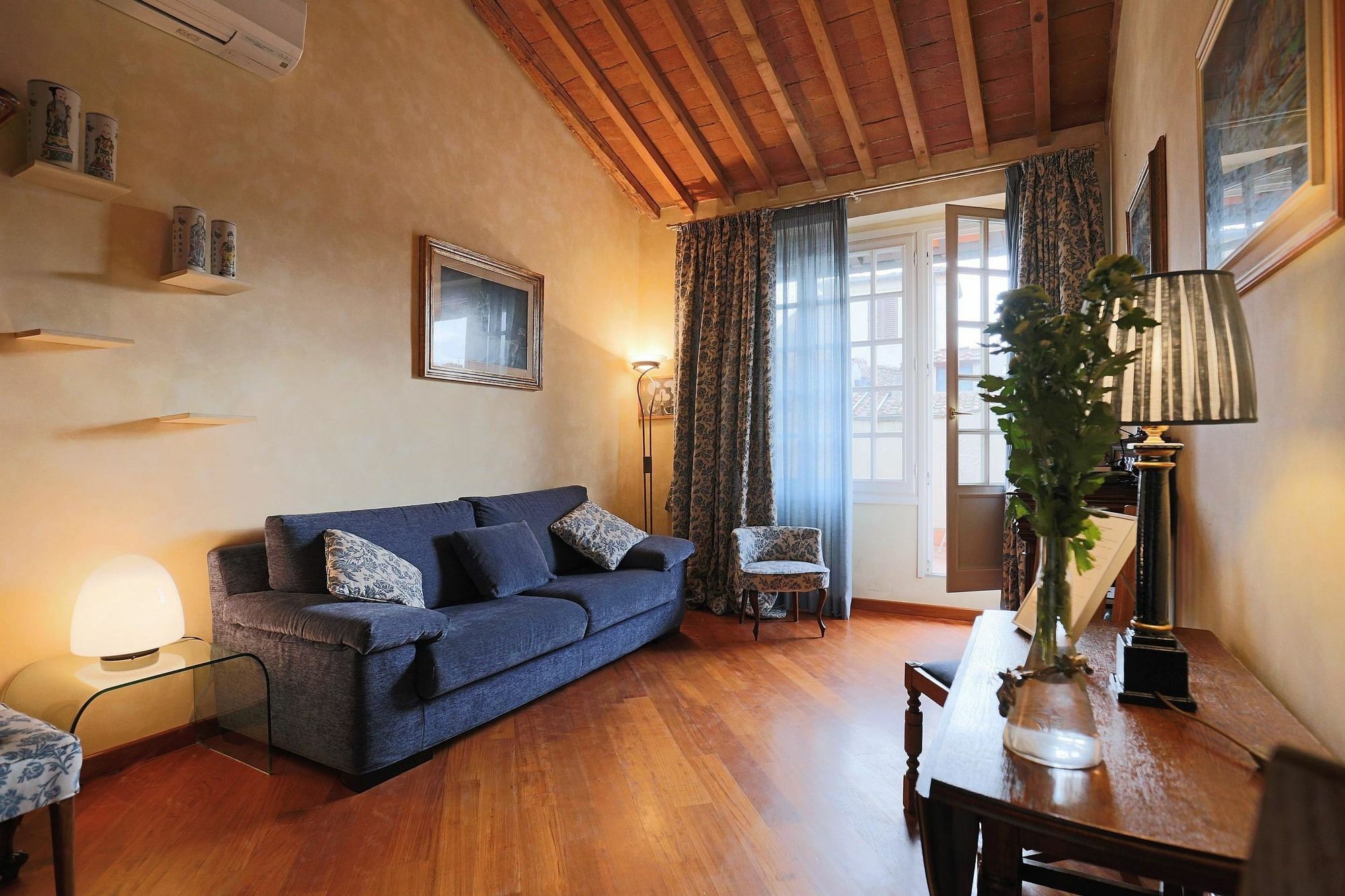 Apartment My - Historic Centre