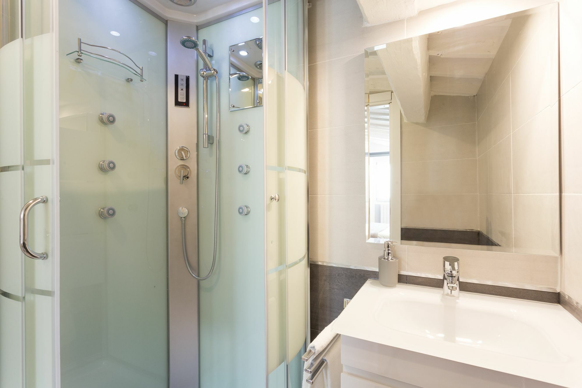 Lovethestylish Oldbridge - Lovetheapartments Apartment *