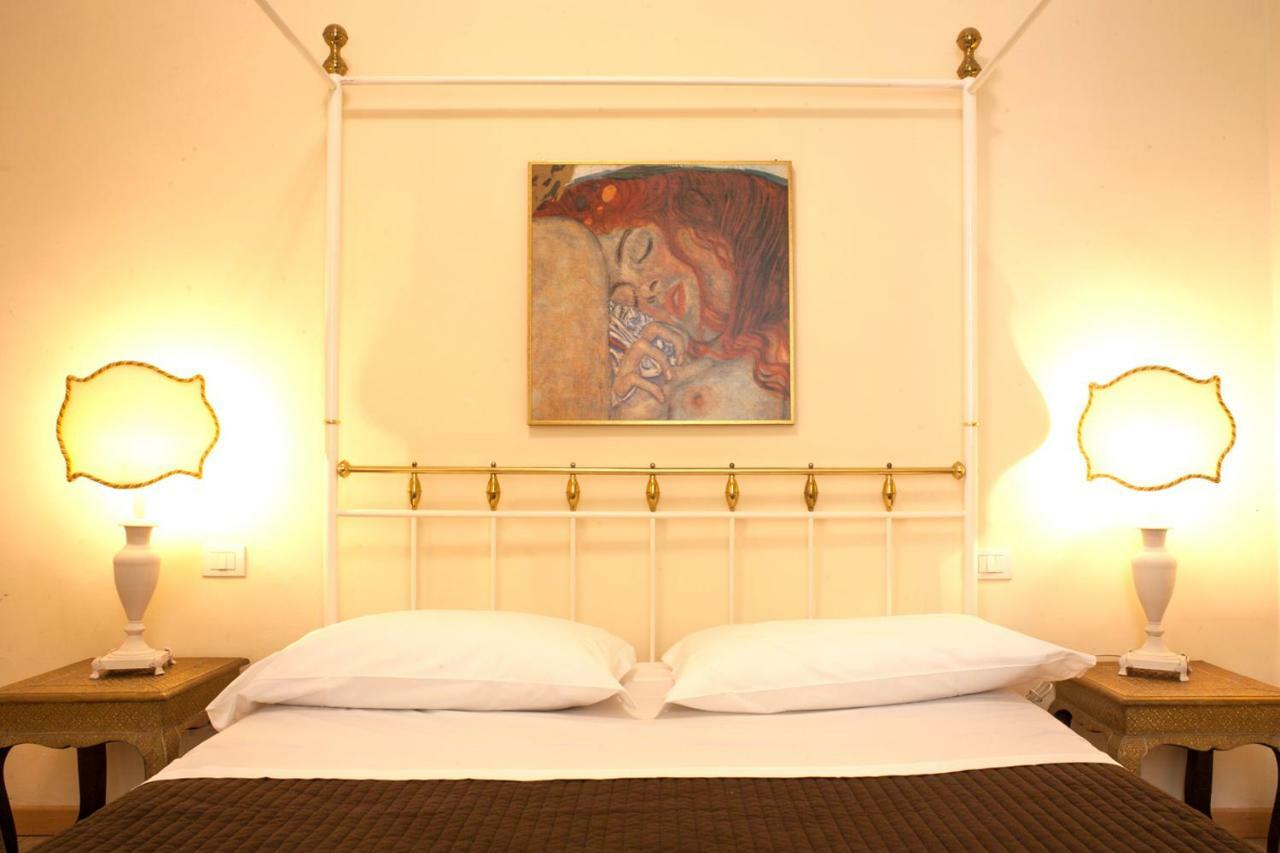 Luxury Via Dei Pilastri Apartment *
