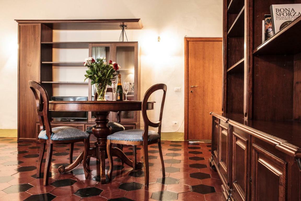 Luxury Via Dei Pilastri Apartment Florence