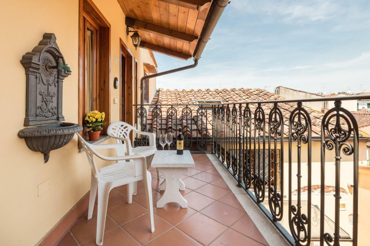 Il Mosaico Apartment Florence
