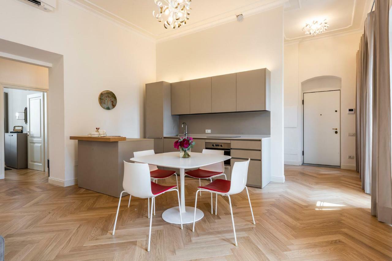 - Brunelleschi Stylish *