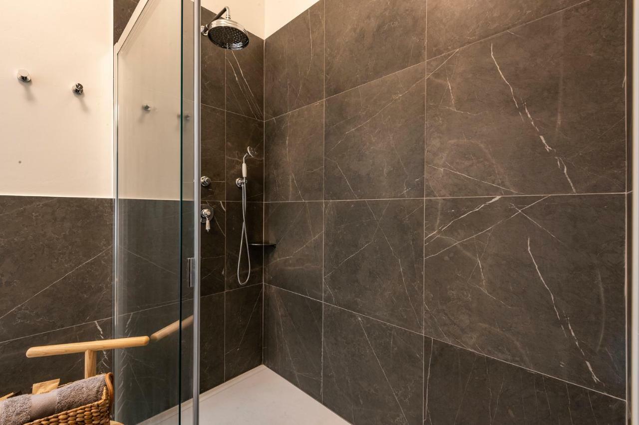 - Brunelleschi Stylish