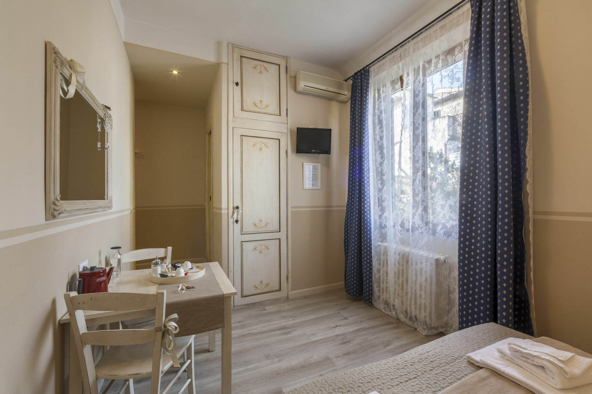 Pezzati Guest house Florence