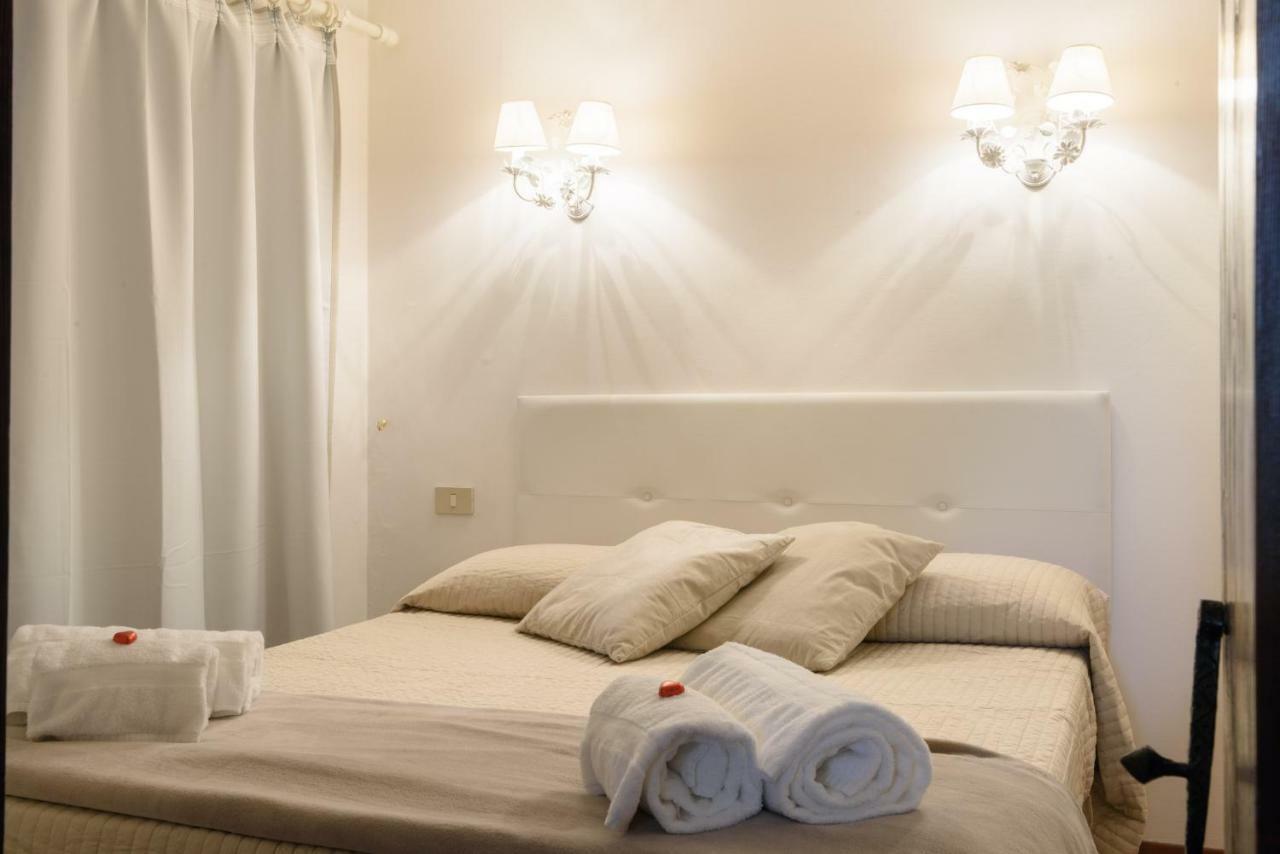 Ponte Vecchio Romantic Apartment *