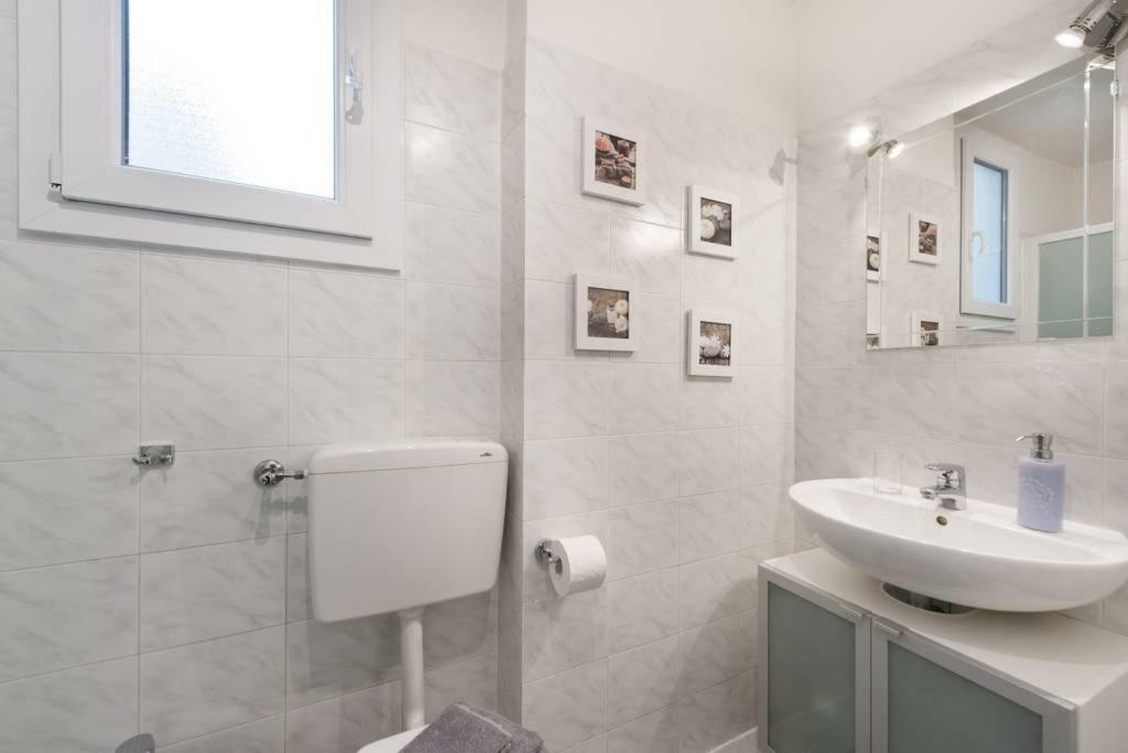 Apartment M&l *