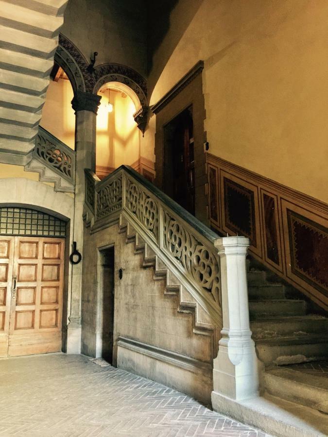 Donatello - Elegante E Spazioso A Pochi Minuti Dalla Stazione Appartamento Firenze