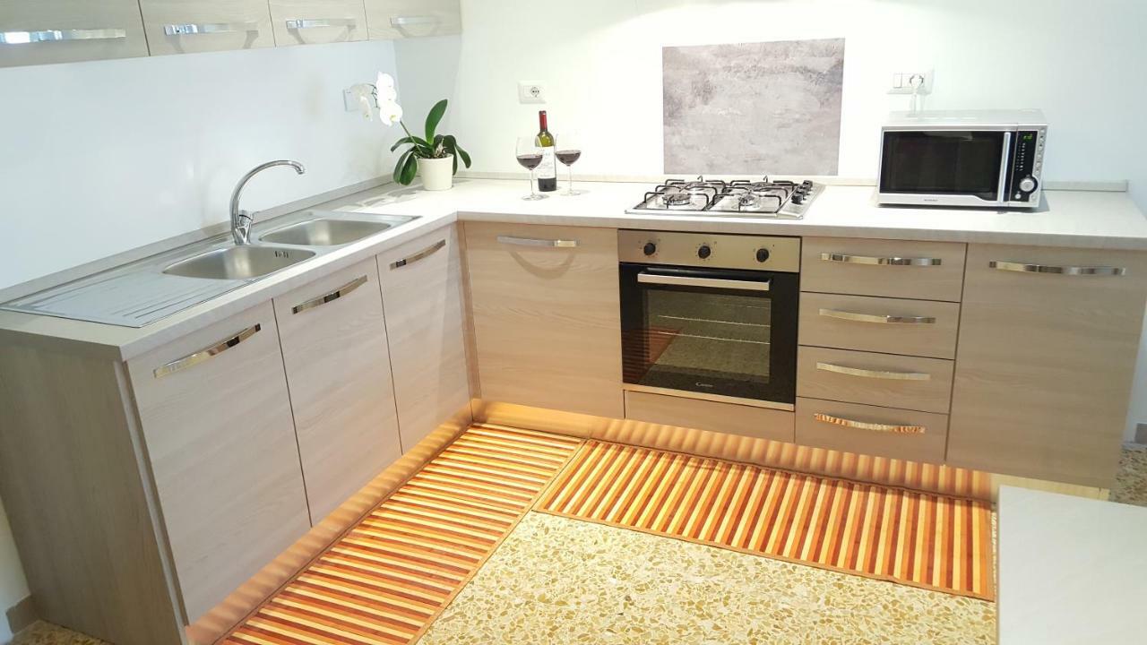 Monilvia Firenze