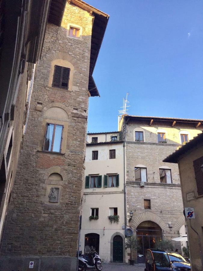 Visconti Di Modrone Palace Heart Of Apartment Florence