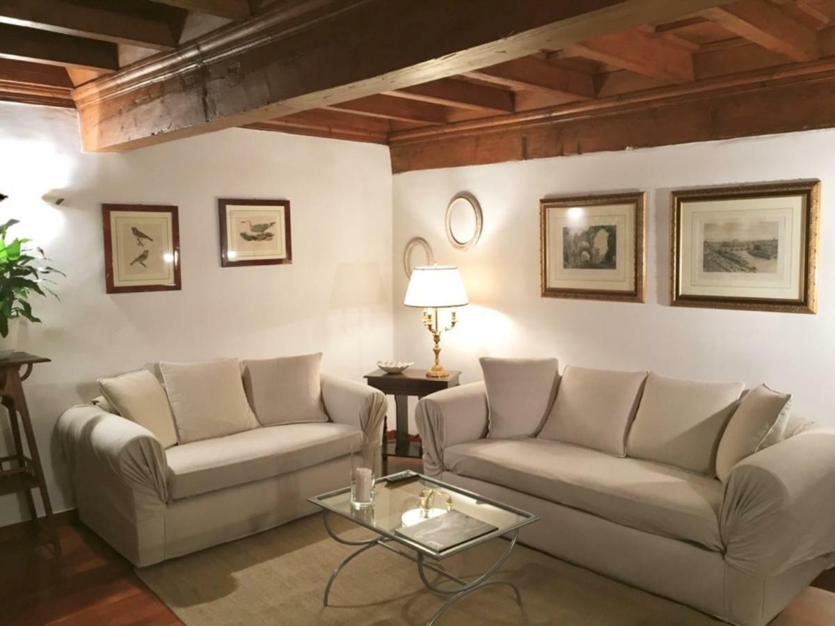 Visconti Di Modrone Palace Heart Of Florence