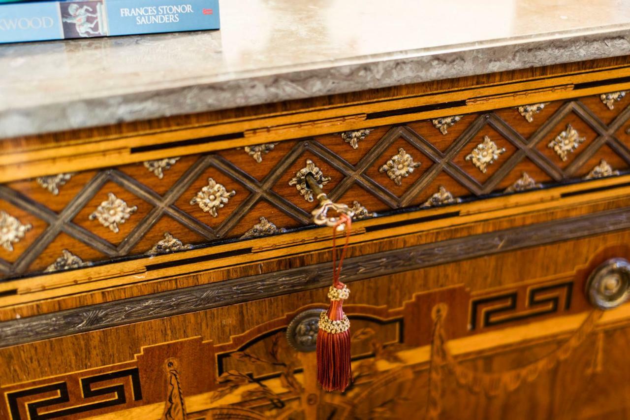 Bargello Terrace *
