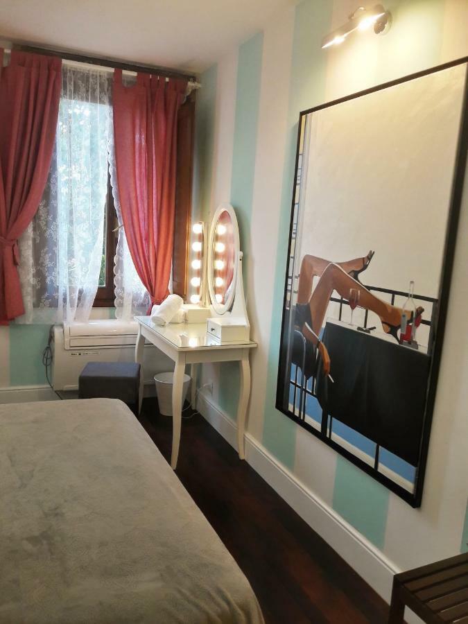 Art Ponte Vecchio Apartment *