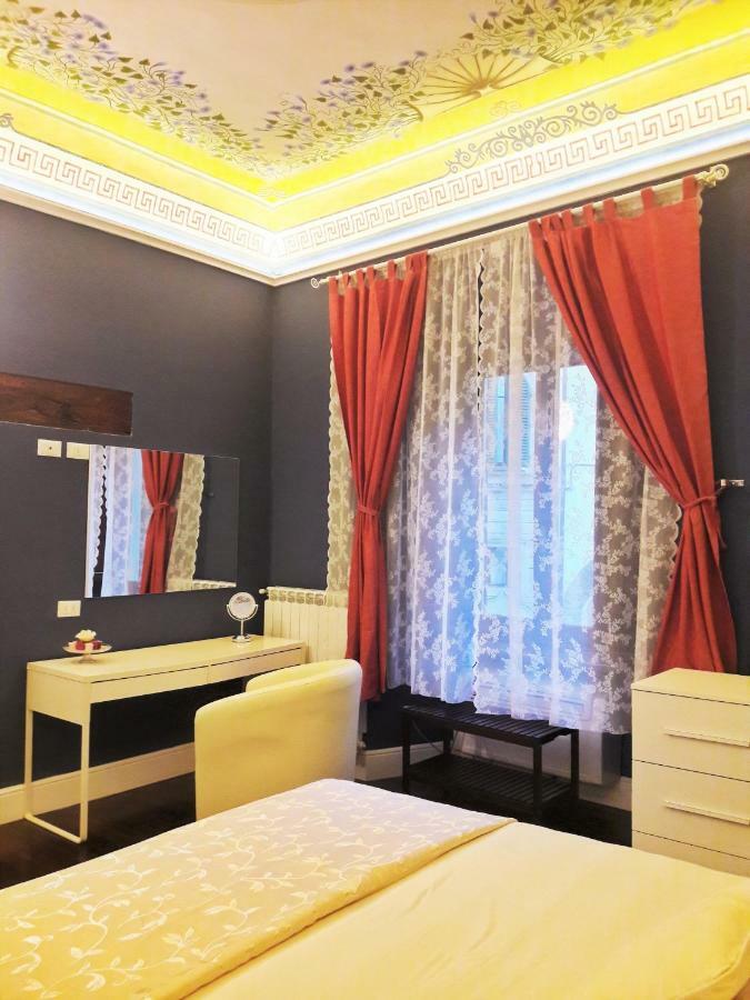 Art Ponte Vecchio Apartment *