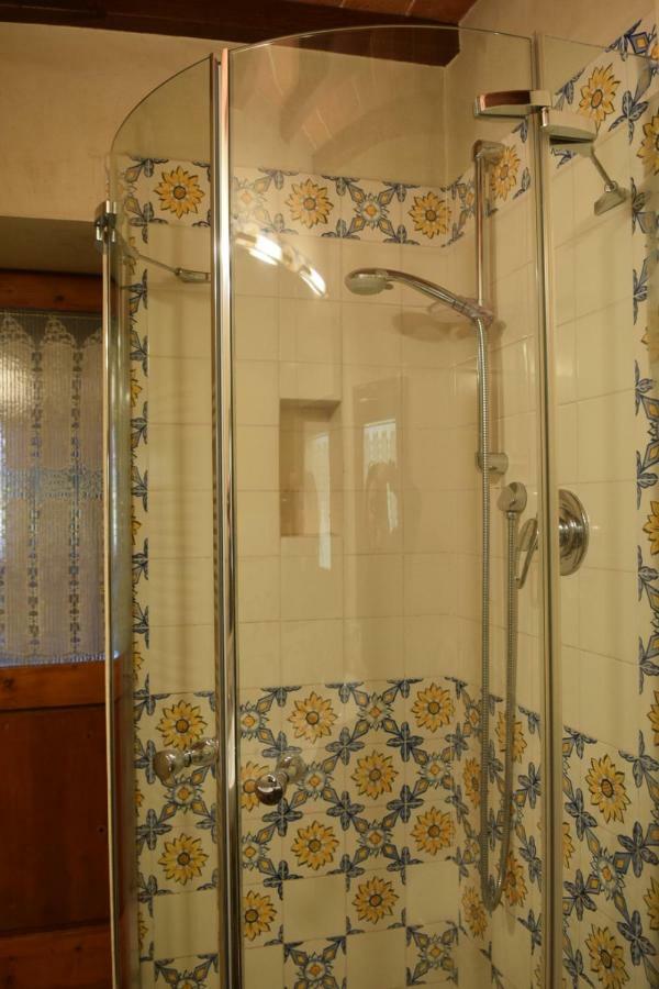 Apartment Calzaiuoli Luxury And Characteristic Florence