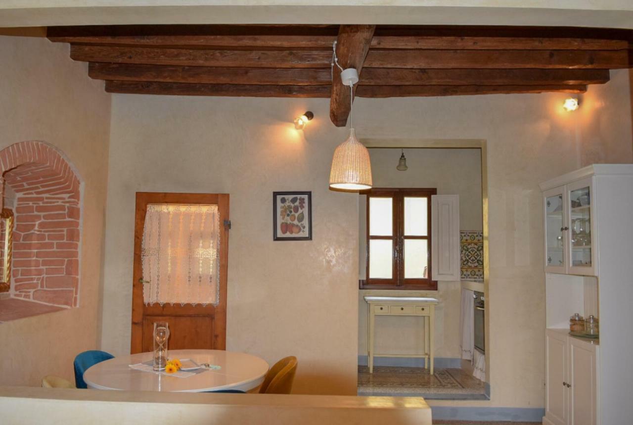 Apartment Calzaiuoli Luxury And Characteristic Florence