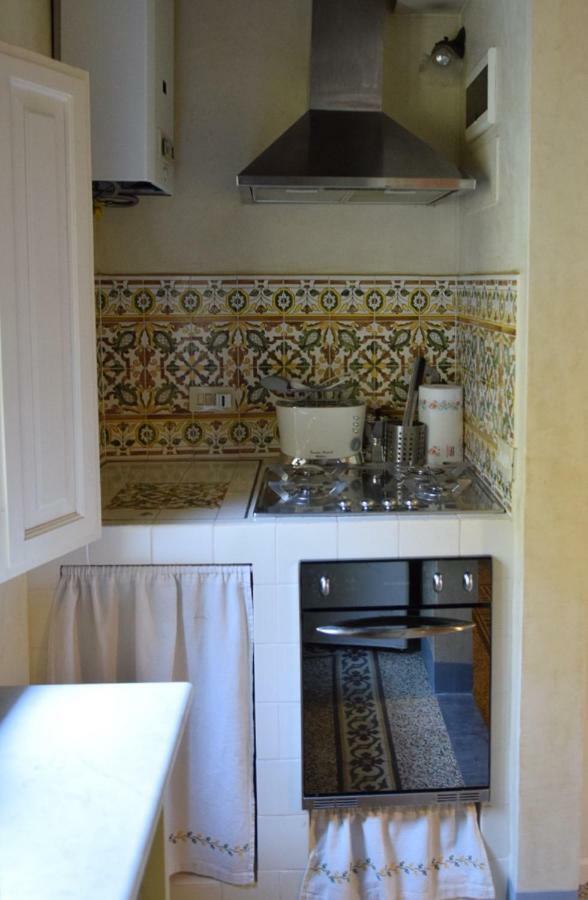 Calzaiuoli Luxury And Characteristic Apartment *