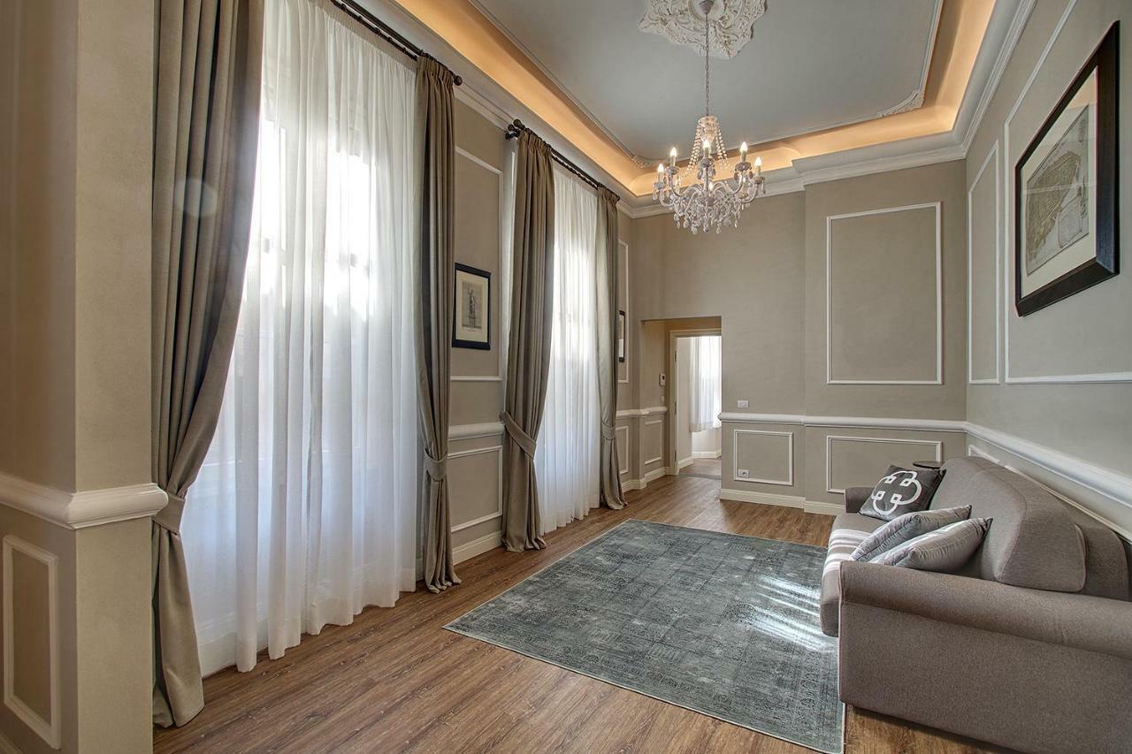 Art Luxury Family * Florence