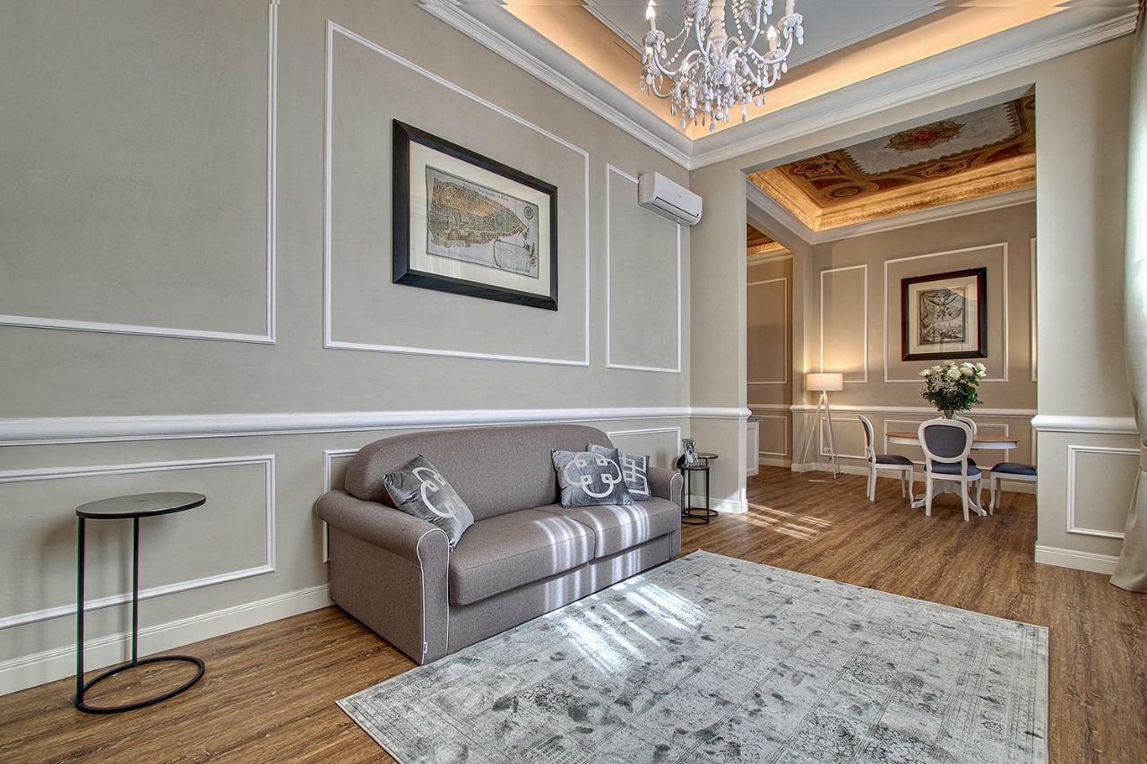 Art Luxury Family