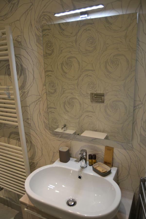 Opera 19 Luxury Apartment