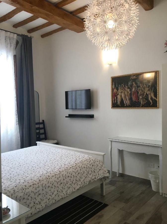 Conte Canacci Apartment