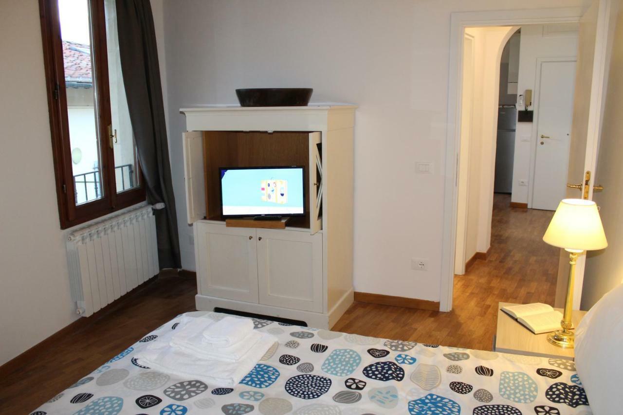 San Lorenzo Market Cozy & Quiet Apartment Florence