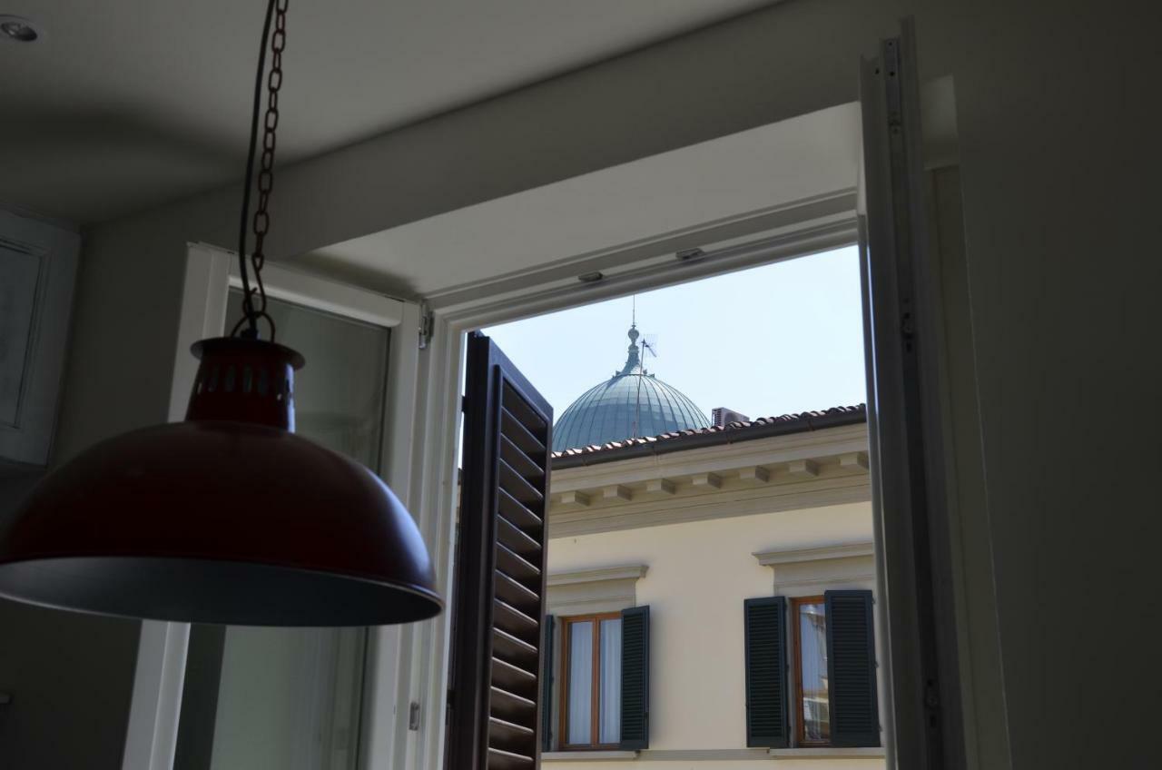 With Appartamento Firenze