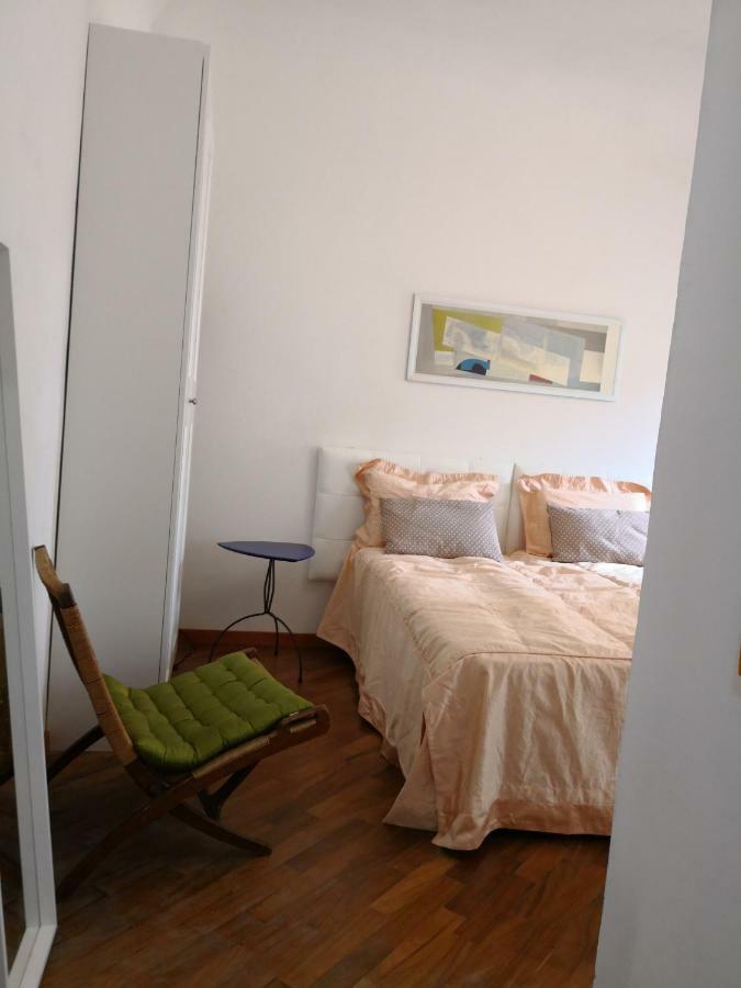 Guest house White
