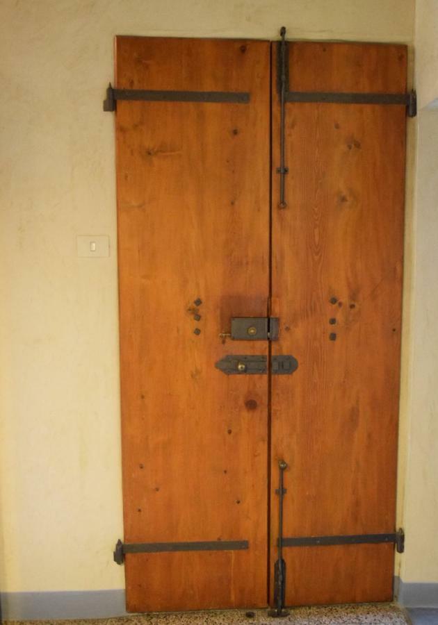 Calzaiuoli Luxury And Characteristic Apartment *