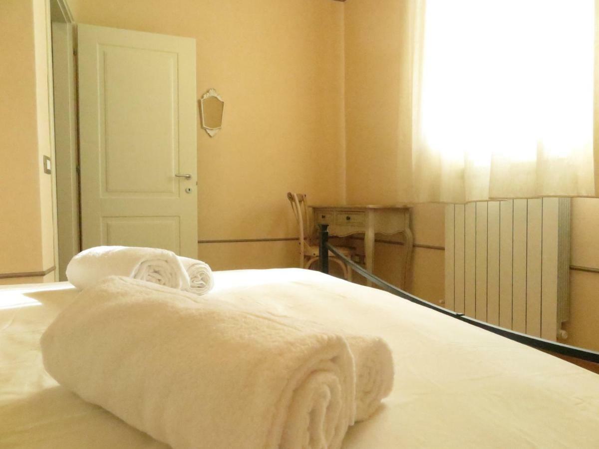 Wine Malvasia Apartment Florence