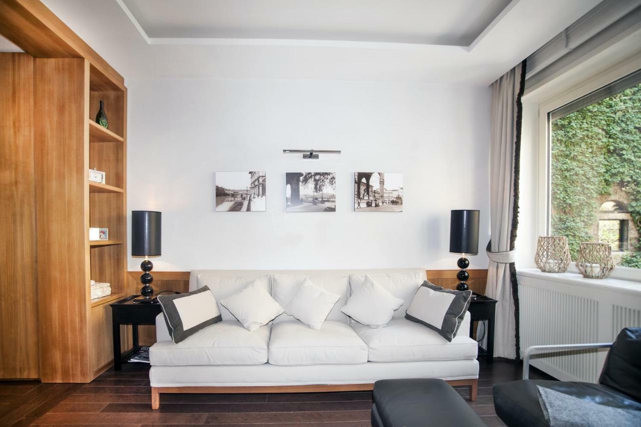 7 Borgo San Jacopo