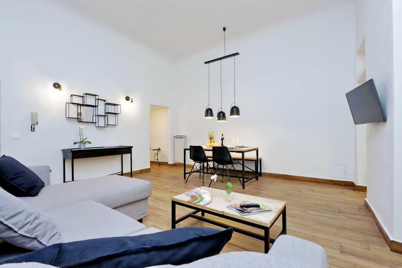 31 Borgo Allegri Apartment Florence