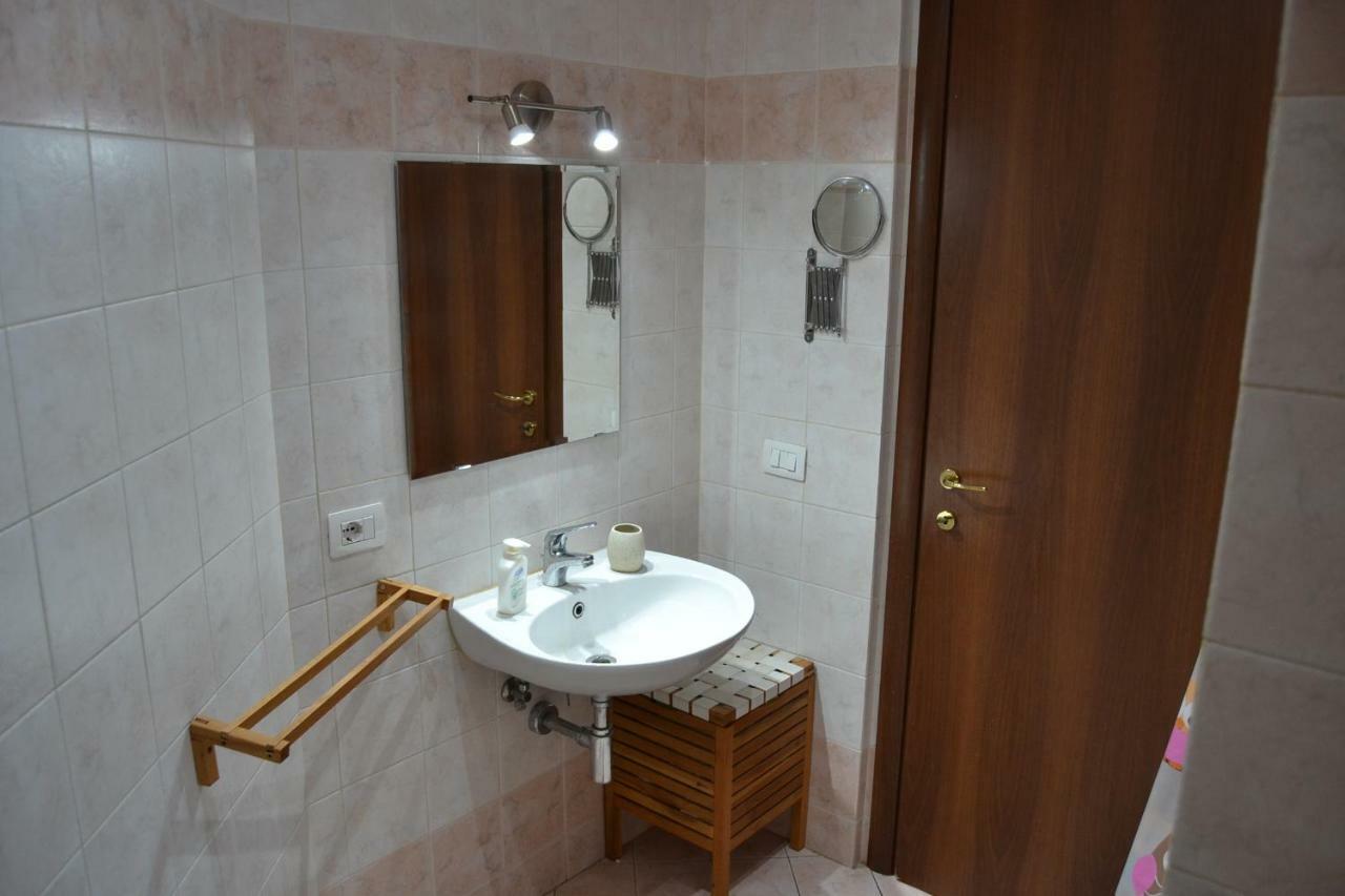 House Near The Center!! Appartamento