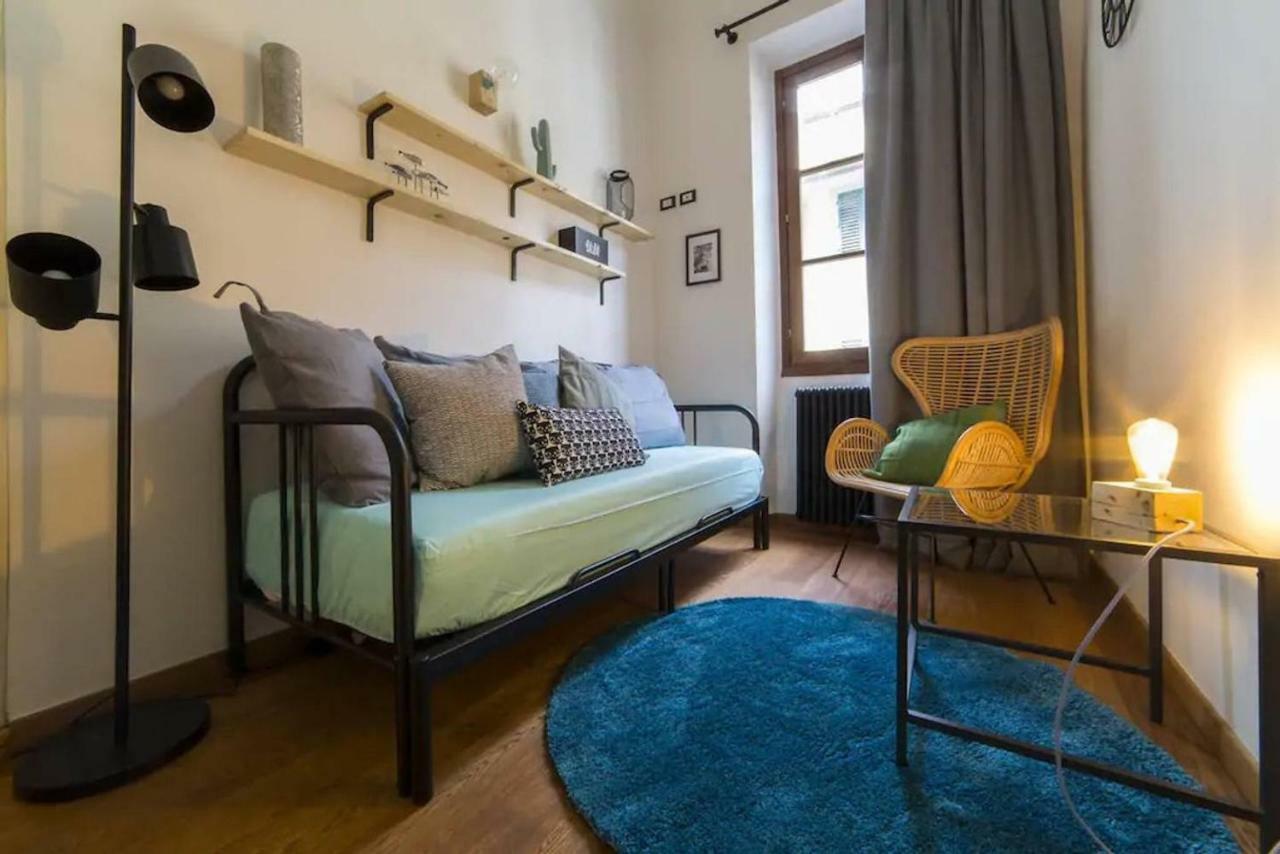 Step To Duomo And The Sights From Refurbished Apartment Florence