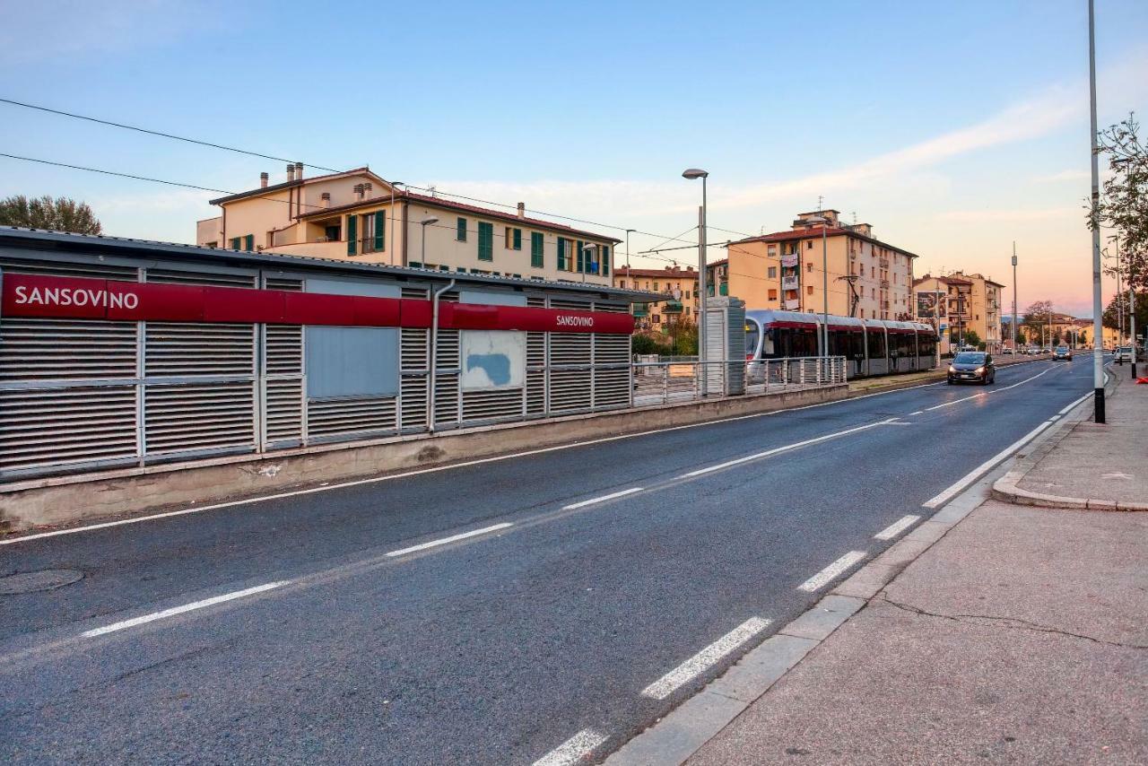 Via Del Sansovino N 12 * Firenze