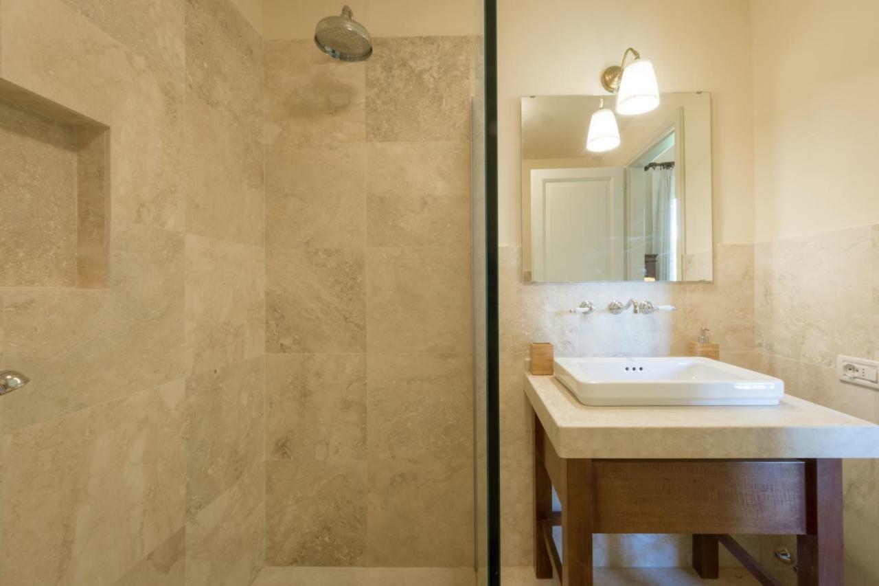 Apartment 3bdrm Luxury In Tuscan Villa,private Estate, Shared Swimmingpool *