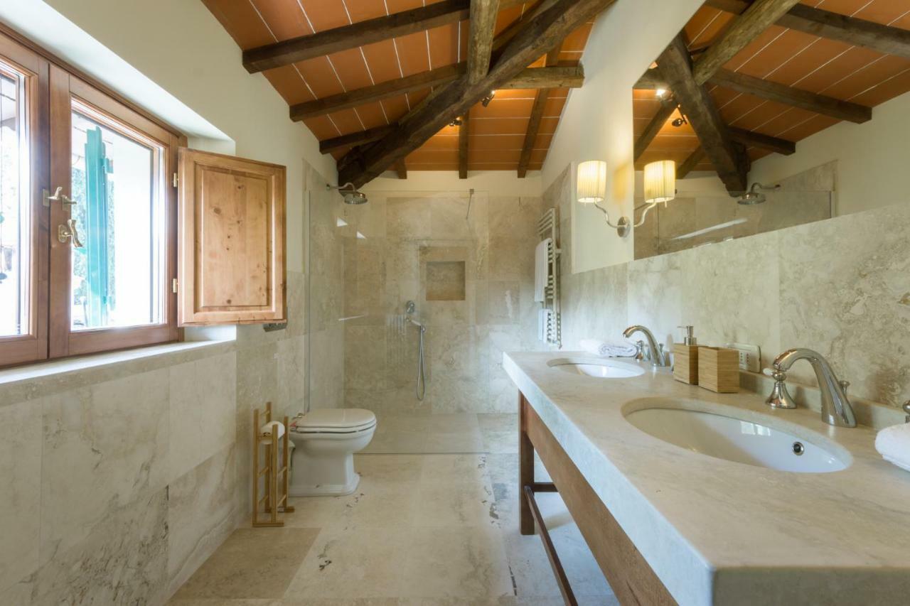 3bdrm Luxury In Tuscan Villa,private Estate, Shared Swimmingpool *