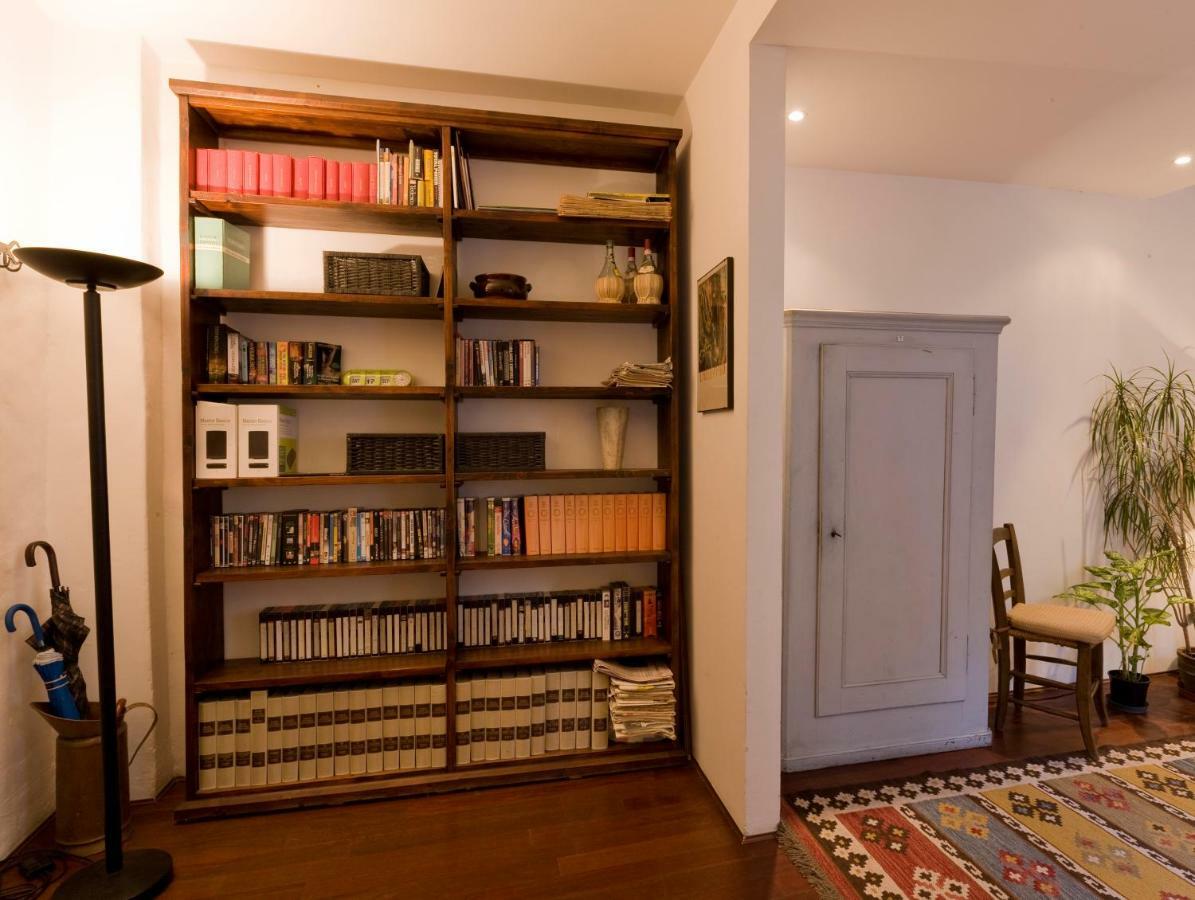 Grand Piano Apartment Florence