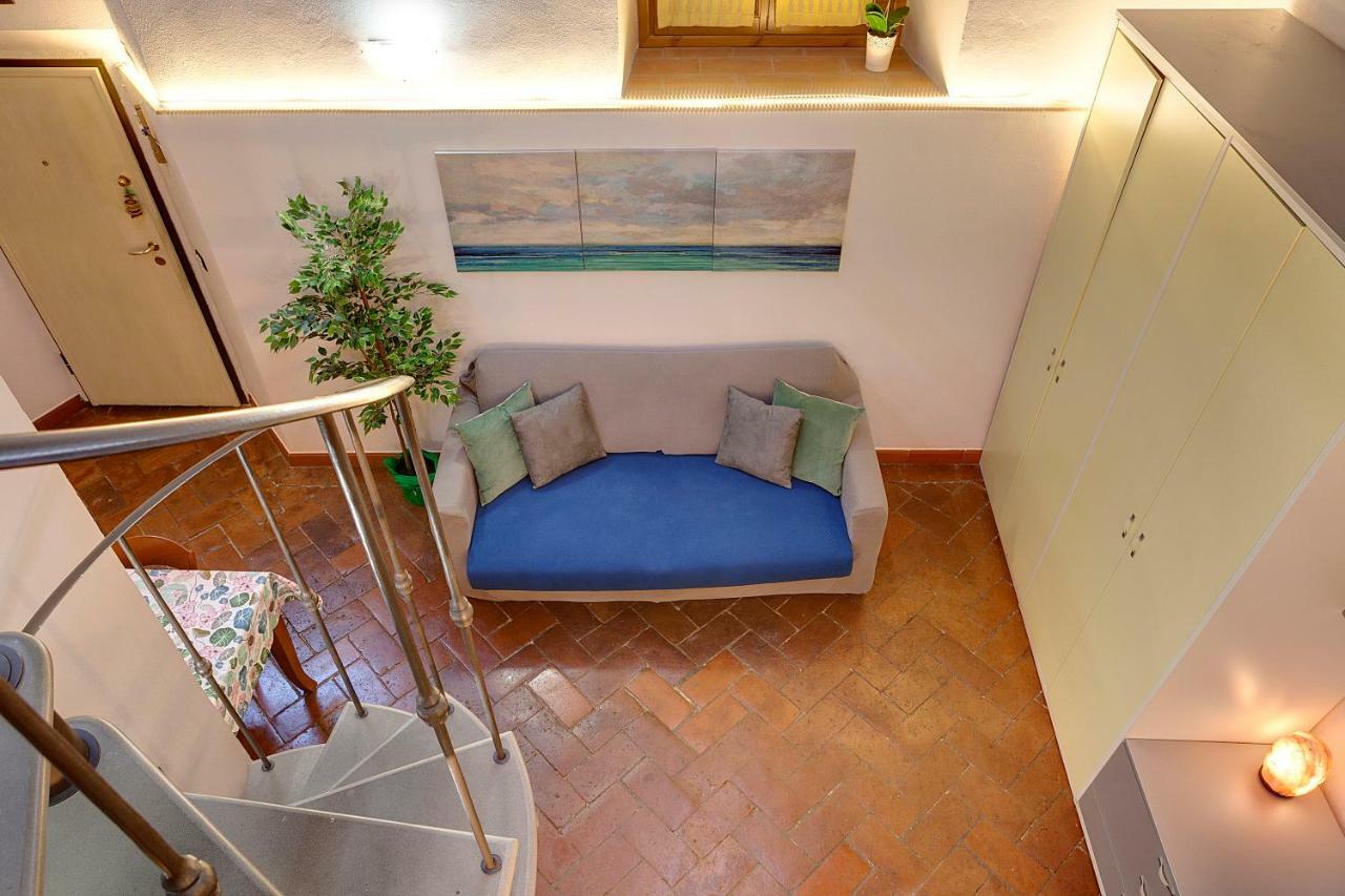 Dante Pitti Palace Firenze