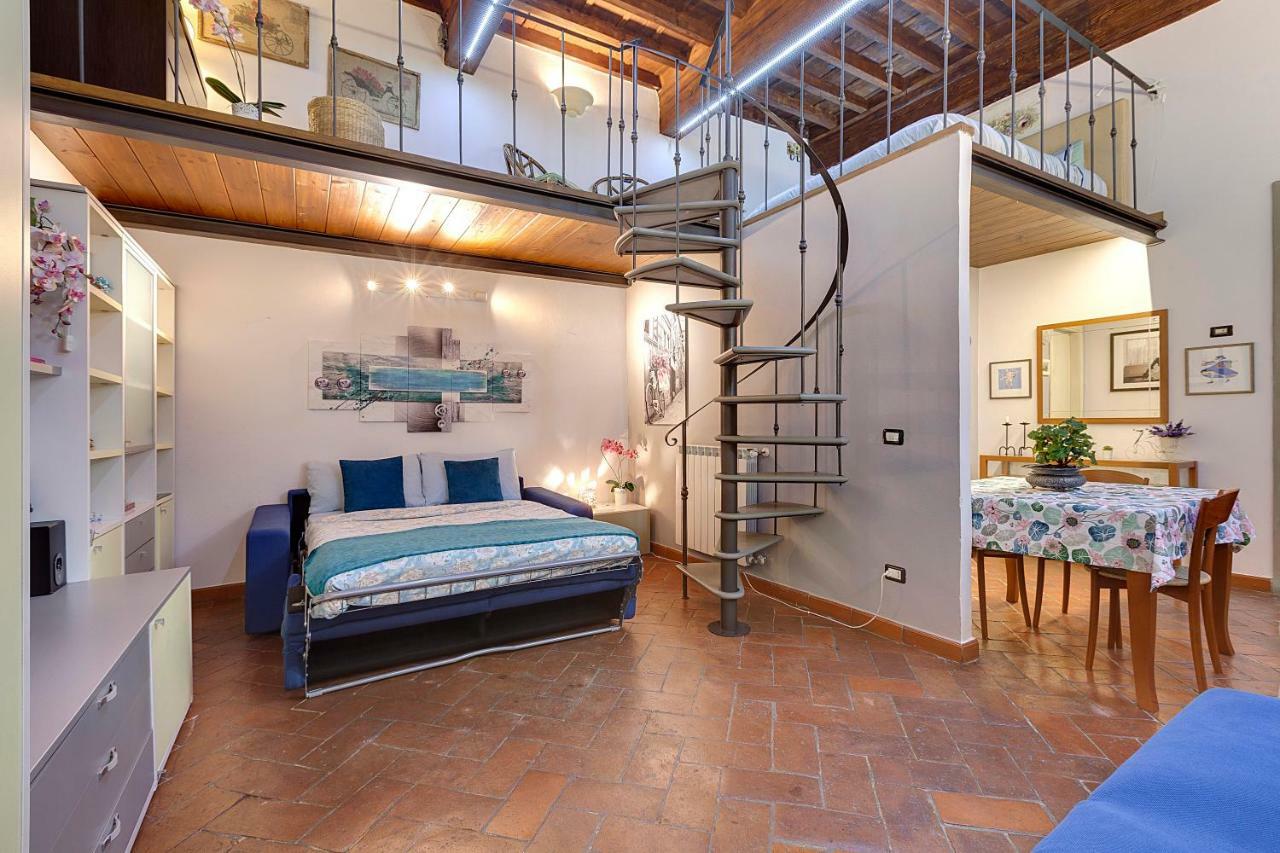 Dante Pitti Palace Apartment