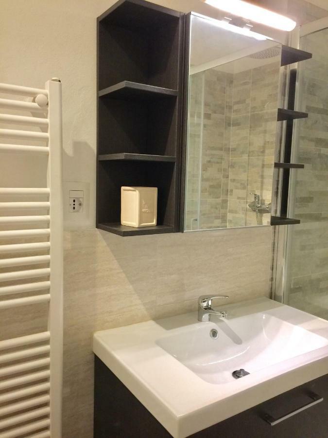 Dalu Davide - Private Car Park 15 Minutes To The Center Apartment